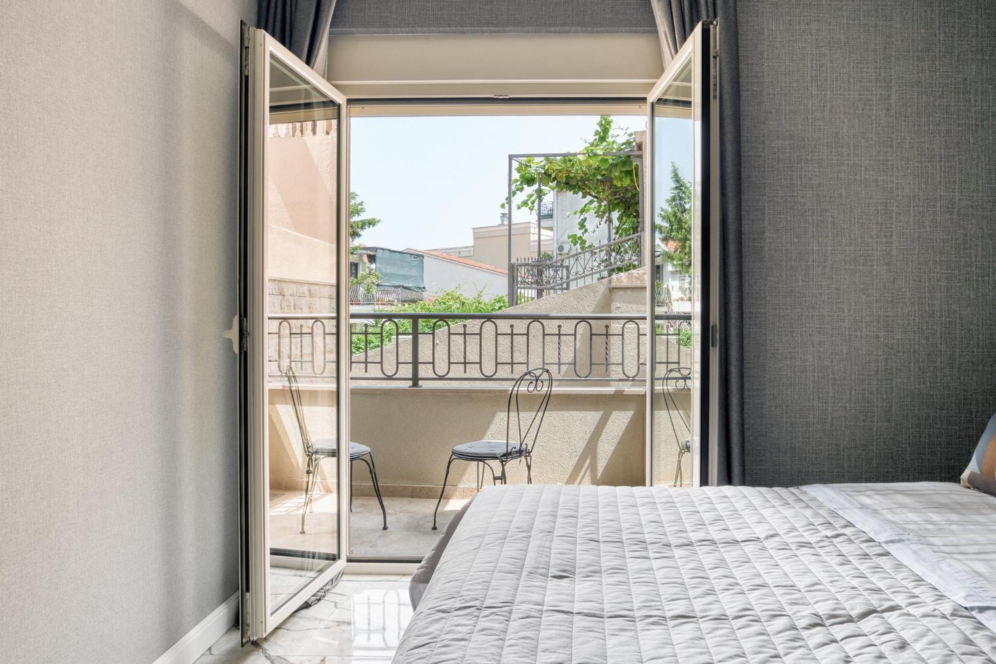 Ap Royal Oak - 2 Bedroom Apartment In Budva Exteriör bild